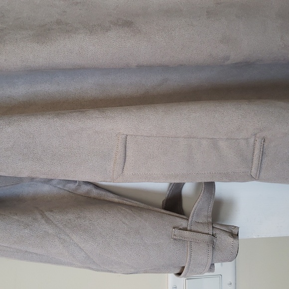 T Tahari Plus Size Mel Faux Suede Classic Trench Coat Light Taupe - Picture 11 of 15